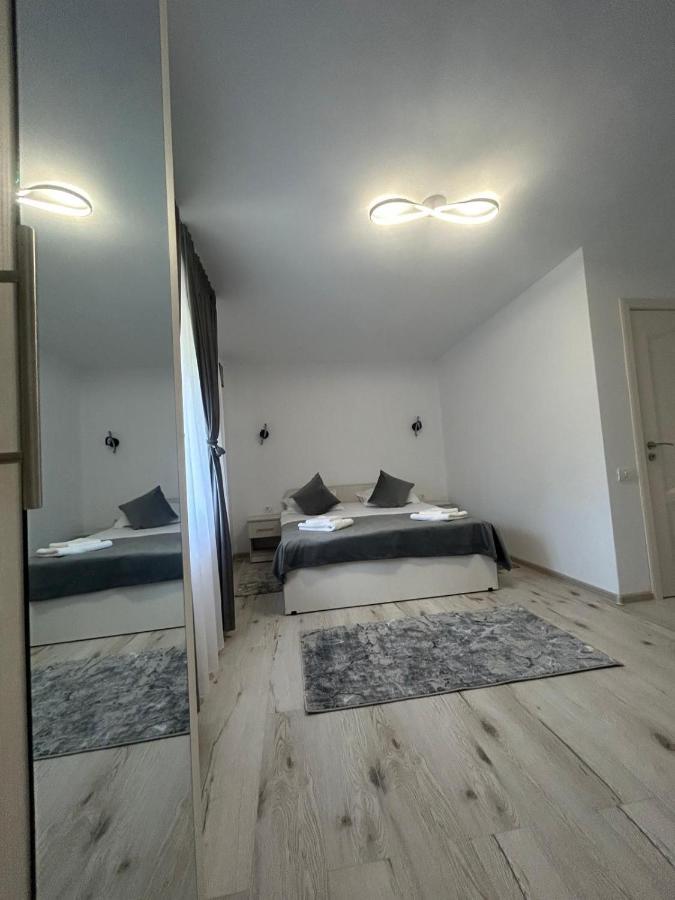 Hotel Casa Dani&Moni Moeciu De Sus Esterno foto