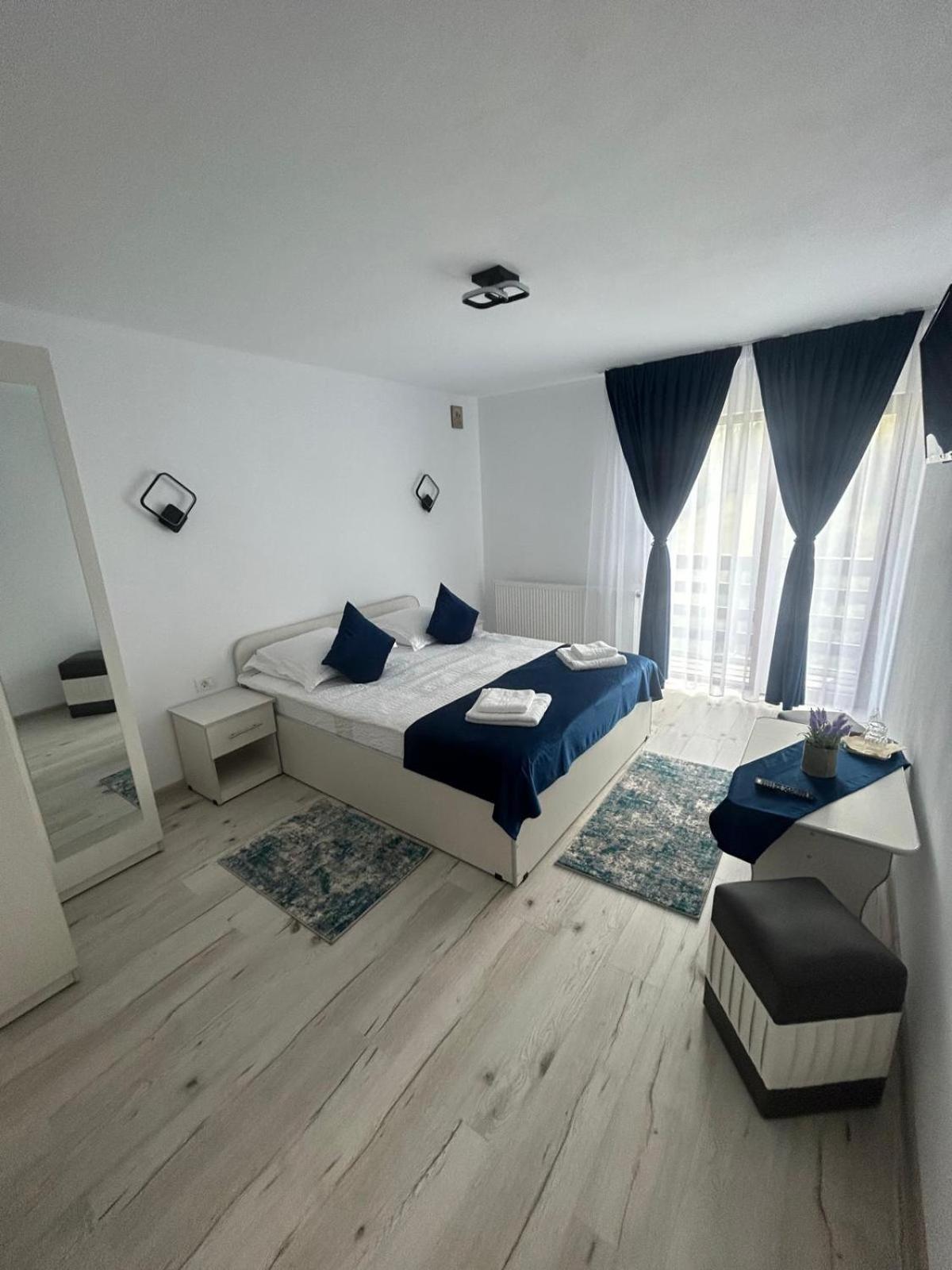 Hotel Casa Dani&Moni Moeciu De Sus Esterno foto